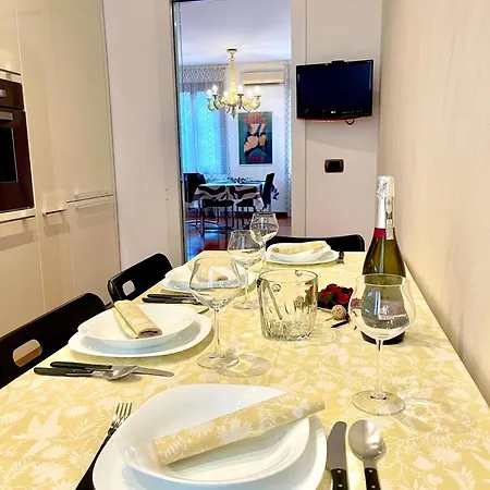 アパート Residenza Rossella
