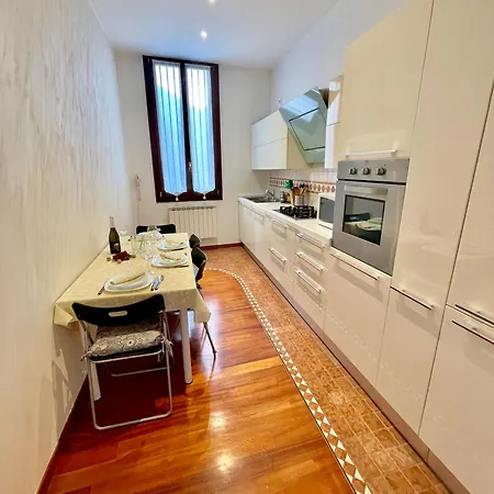 Residenza Rossella アパート *